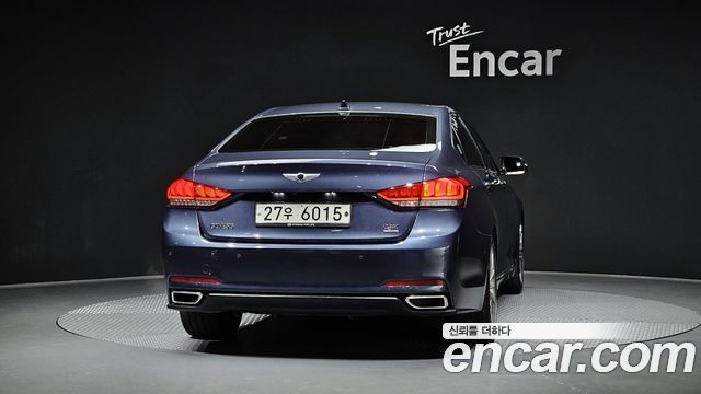 Hyundai Genesis из Кореи Encar