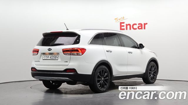 Kia Sorento Diesel 2.0 2WD Prestige — пробег 146 568 км — фото 2 из 5