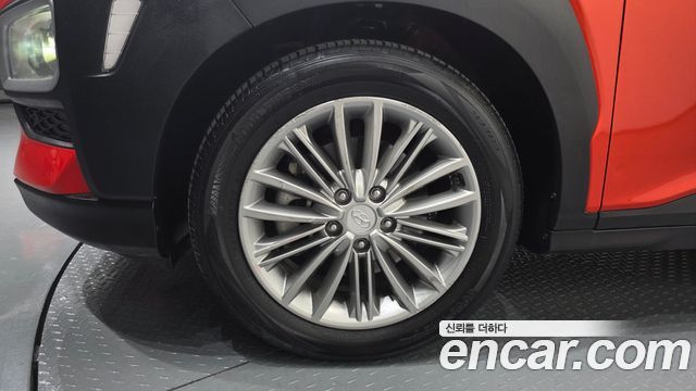 Hyundai Kona из Кореи Encar