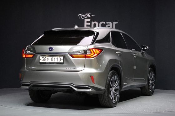 Lexus RX Executive — пробег 58 301 км — фото 2 из 5