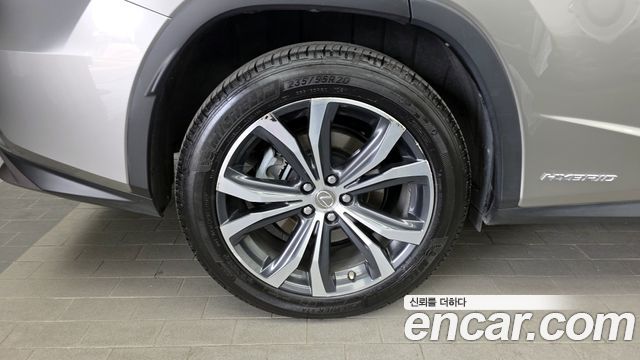 Lexus RX Executive — пробег 58 301 км — фото 5 из 5