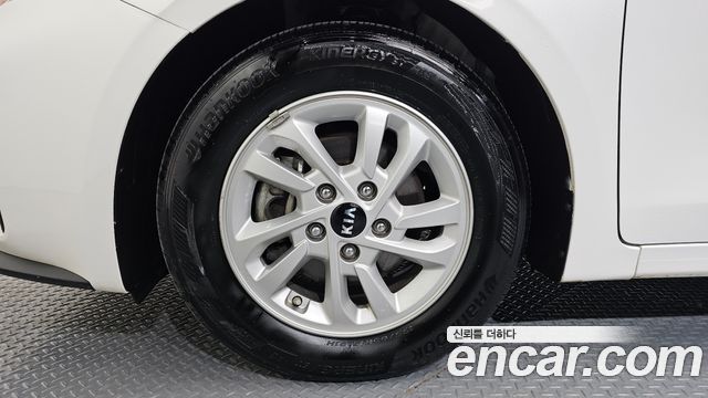 Kia K3 Luxury — пробег 75 526 км — фото 5 из 5