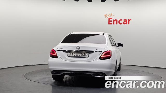 Mercedes-Benz C-Class из Кореи Encar