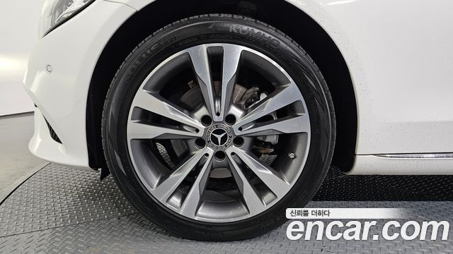 Mercedes-Benz C-Class из Кореи Encar