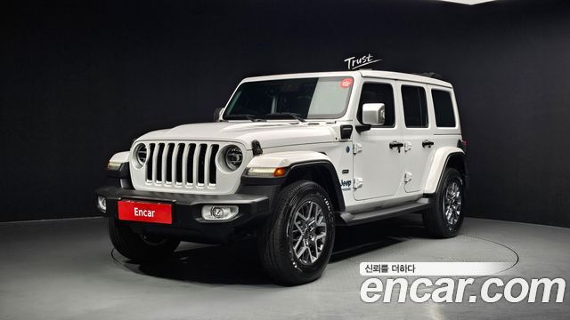 Jeep Wrangler 2.0 Overland Power Top 4Door 4xe — пробег 27 028 км — фото 1 из 5