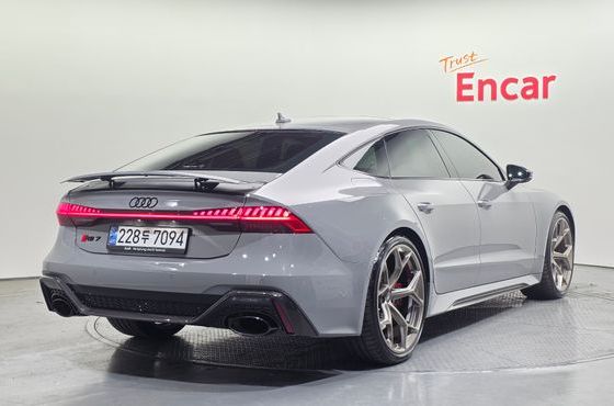 Audi RS7 4.0 TFSI Quattro Performance — пробег 17 706 км — фото 2 из 5