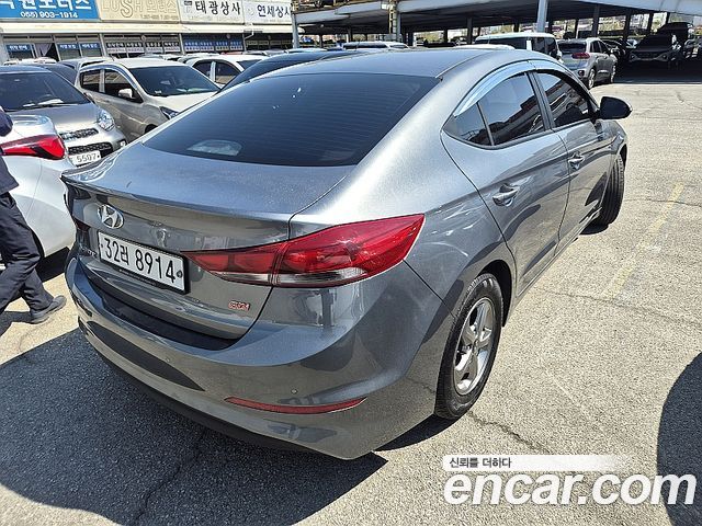 Hyundai AVANTE 1.6 GDI Smart — пробег 135 995 км — фото 2 из 5