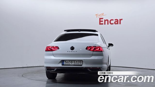 Volkswagen Passat 2.0 TDI Prestige — пробег 75 027 км — фото 4 из 5
