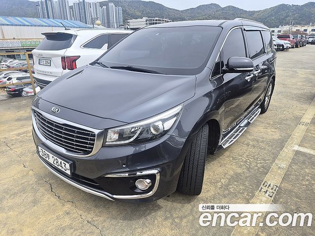 Kia Carnival 9-seater Noblesse — пробег 185 340 км — фото 1 из 5