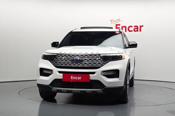 Ford Explorer 3.0 PHEV — пробег 77 445 км — фото 3 из 5