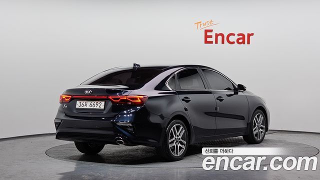 Kia K3 из Кореи Encar