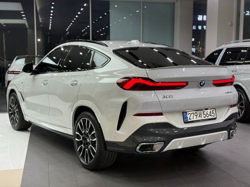 BMW X6 xDrive40i M Sport — пробег 1 854 км — фото 4 из 5