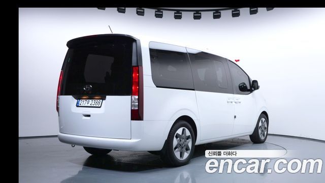 Hyundai Staria из Кореи Encar