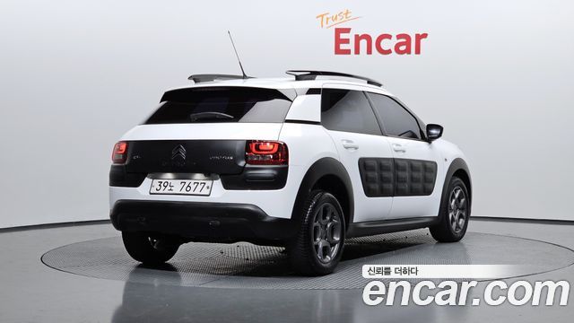 Citroen-DS C4 CACTUS 1.6 BlueHDi Feel — пробег 70 979 км — фото 2 из 5