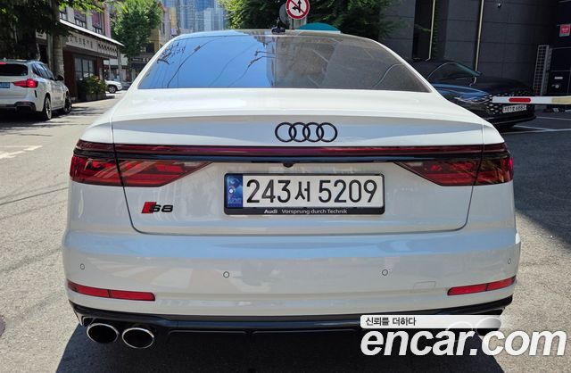 Audi S8 из Кореи Encar