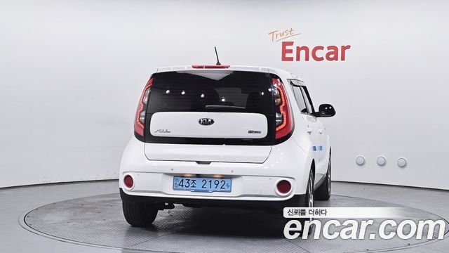 Kia Soul EV — пробег 58 296 км — фото 4 из 5