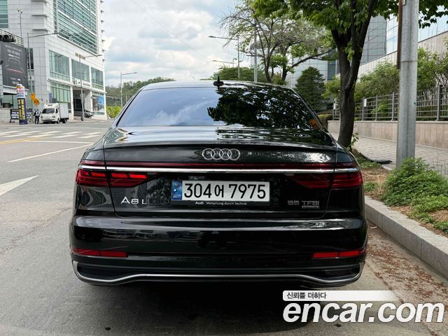 Audi A8 55 TFSI Quattro LWB — пробег 9 760 км — фото 4 из 5