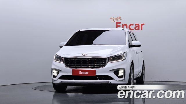 Kia Carnival из Кореи Encar