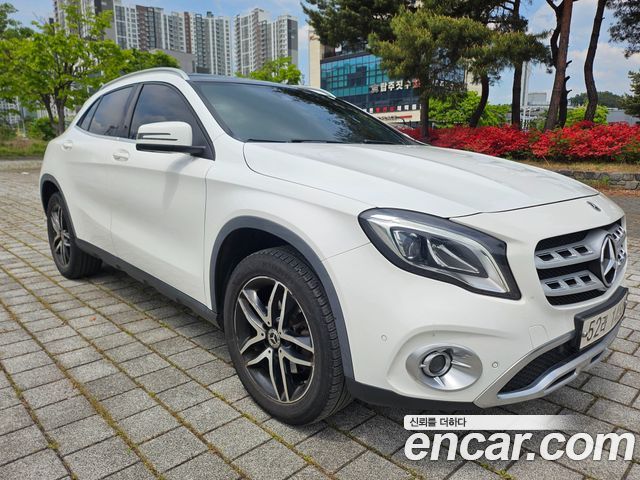 Mercedes-Benz GLA-Class GLA220 — пробег 185 640 км — фото 3 из 5