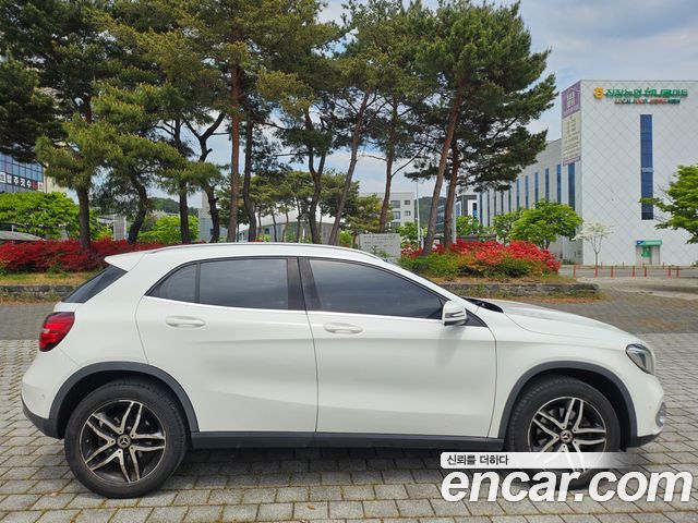 Mercedes-Benz GLA-Class GLA220 — пробег 185 640 км — фото 4 из 5