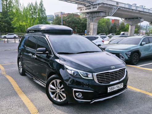 Kia Carnival 9-seater Prestige — пробег 177 400 км — фото 2 из 5