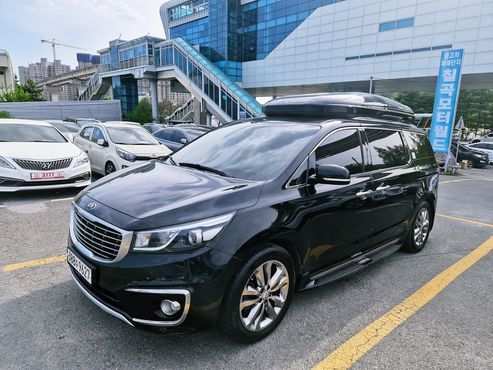 Kia Carnival 9-seater Prestige — пробег 177 400 км — фото 5 из 5