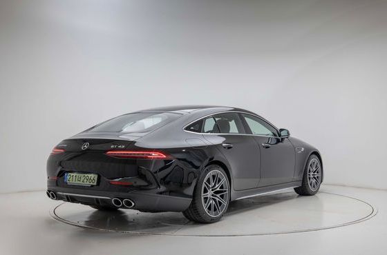Mercedes-Benz AMG GT 4Door 43 4MATIC+ — пробег 94 км — фото 2 из 5