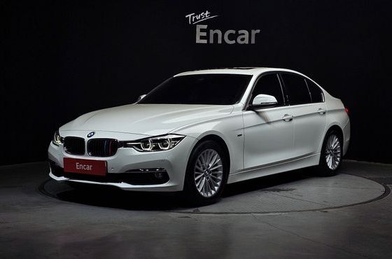 BMW 3-Series 320i Luxury — пробег 34 401 км — фото 1 из 5