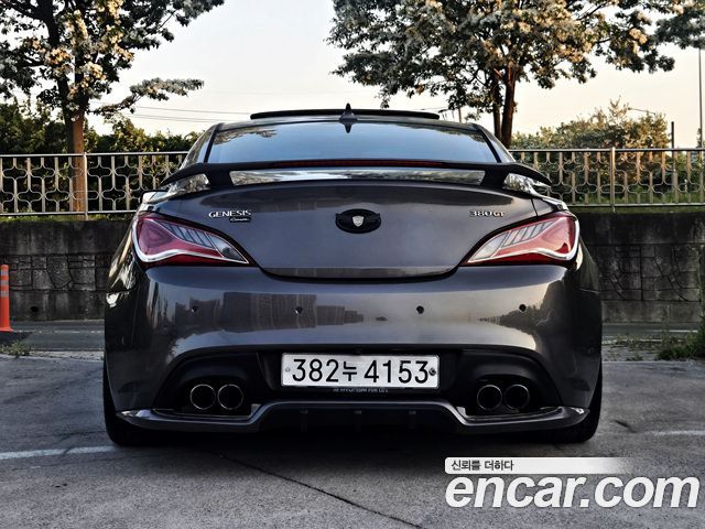 Hyundai Genesis из Кореи Encar