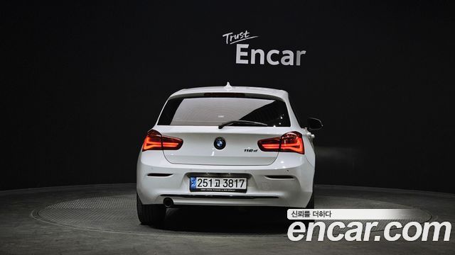 BMW 1-Series 118d Sport 5Door — пробег 166 232 км — фото 4 из 5