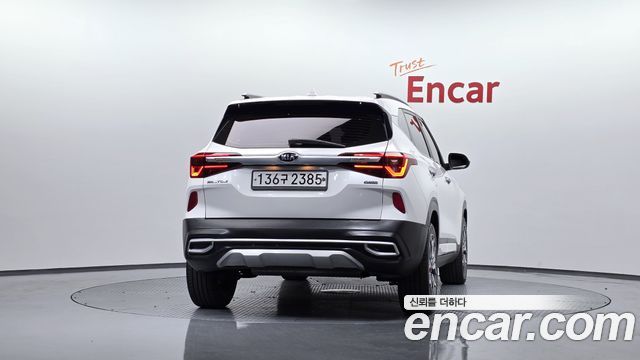 Kia Seltos из Кореи Encar