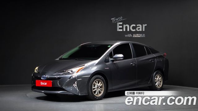 Toyota Prius из Кореи Encar