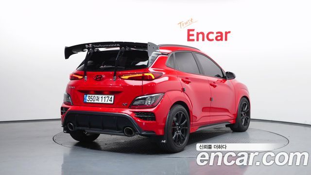 Hyundai Kona из Кореи Encar
