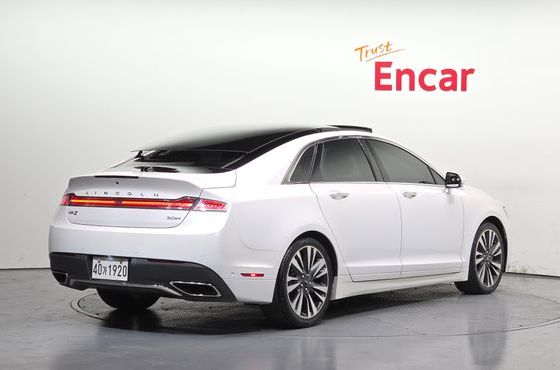 Lincoln MKZ Hybrid 2nd — пробег 71 661 км — фото 2 из 5