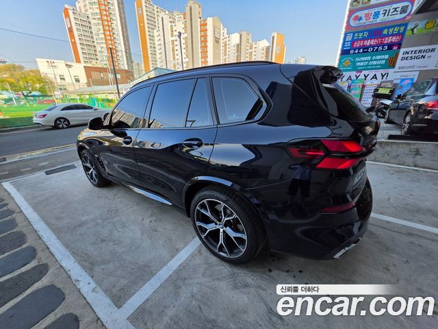 BMW X5 xDrive 40i M Sport — пробег 5 000 км — фото 5 из 5