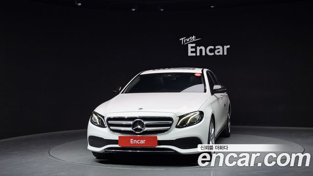 Mercedes-Benz E-Class из Кореи Encar