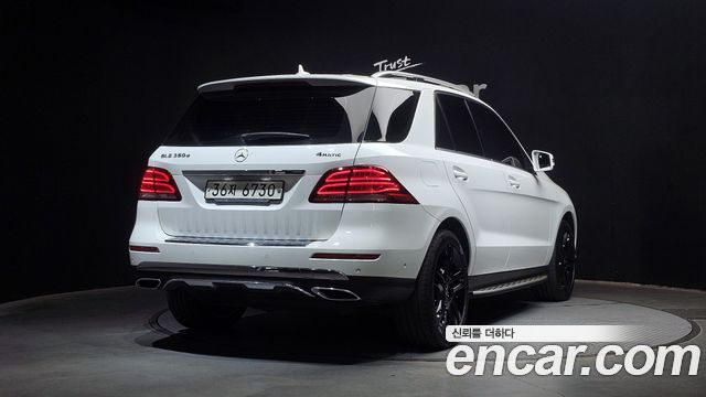 Mercedes-Benz GLE-Class GLE350 d 4MATIC — пробег 82 722 км — фото 2 из 5