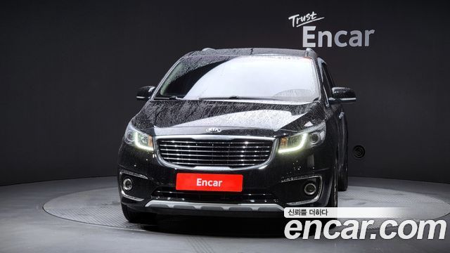 Kia Carnival 9-seater Luxury — пробег 144 791 км — фото 3 из 5
