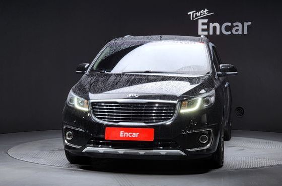 Kia Carnival 9-seater Luxury — пробег 144 791 км — фото 3 из 5