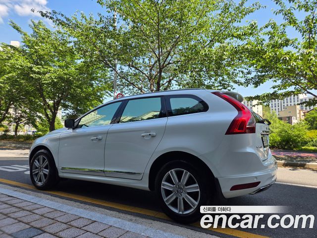 Volvo XC60 D4 1st — пробег 87 432 км — фото 2 из 5