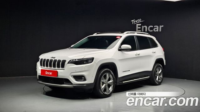 Jeep Cherokee 2.4 Limited AWD — пробег 20 555 км — фото 1 из 5