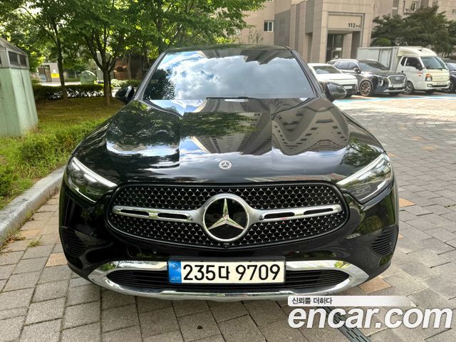 Mercedes-Benz GLC-Class GLC300 4MATIC Avnatgarde Coupe — пробег 16 000 км — фото 2 из 5