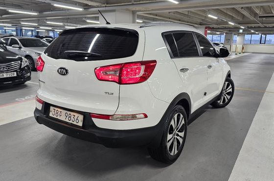 Kia Sportage Diesel 2WD TLX High-Deluxe — пробег 149 000 км — фото 2 из 5