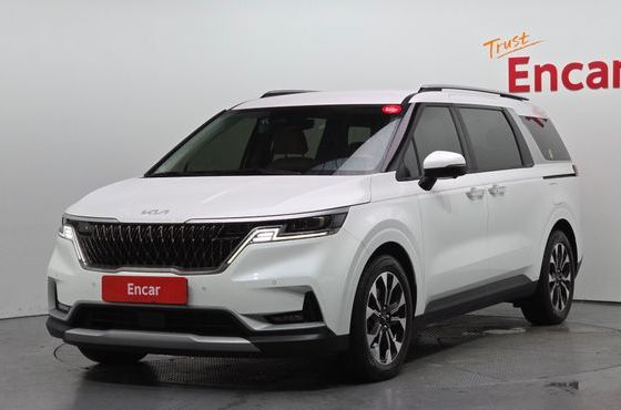 Kia Carnival 9-Seater Prestige — пробег 14 386 км — фото 1 из 5