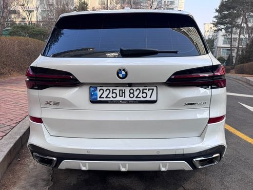 BMW X5 xDrive 40i M Sport — пробег 13 025 км — фото 5 из 5