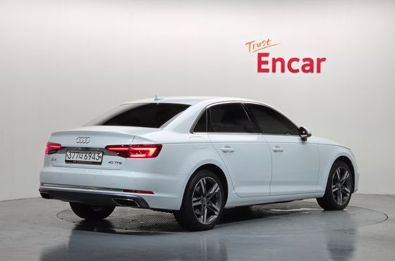 Audi A4 40 TFSI Premium — пробег 117 200 км — фото 2 из 5
