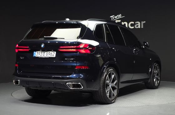 BMW X5 xDrive 40i M Sport — пробег 6 192 км — фото 2 из 5
