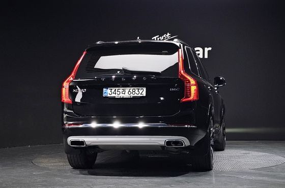 Volvo XC90 B6 Inscription — пробег 81 866 км — фото 4 из 5