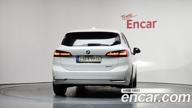 BMW 2-Series 218d Luxury — пробег 98 900 км — фото 4 из 5