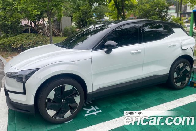 Volvo EX30 из Кореи Encar